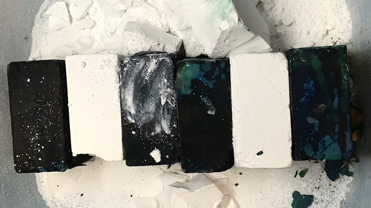 Deeply Dyed Gym Chalk by @SnowFairyASMR 😋🖤🤤🤍😍 | So Soft & Satisfying #gymchalkasmr #asmrvideo