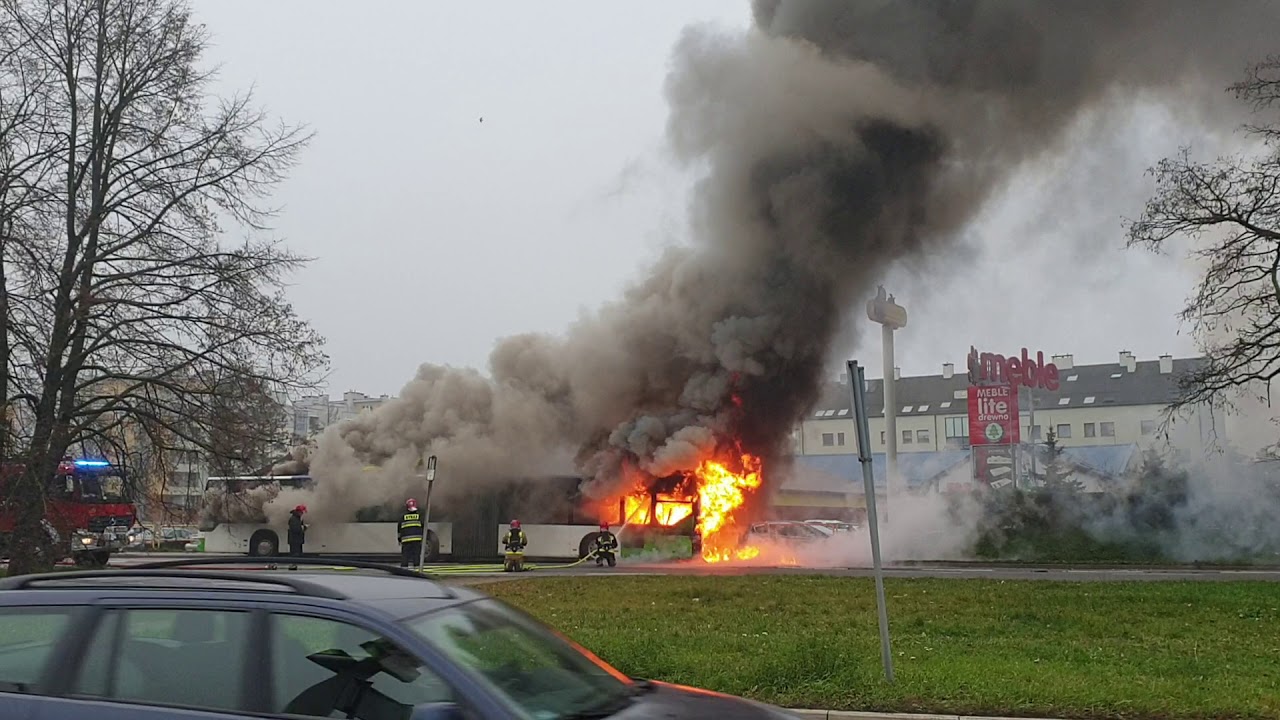 Ul . Ku Słońcu  pożar autobusu szczecin