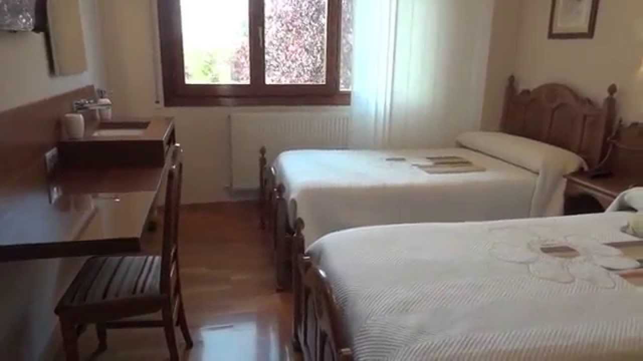 PENSION ZALDU Bed & Breakfast   Estella - Lizarra