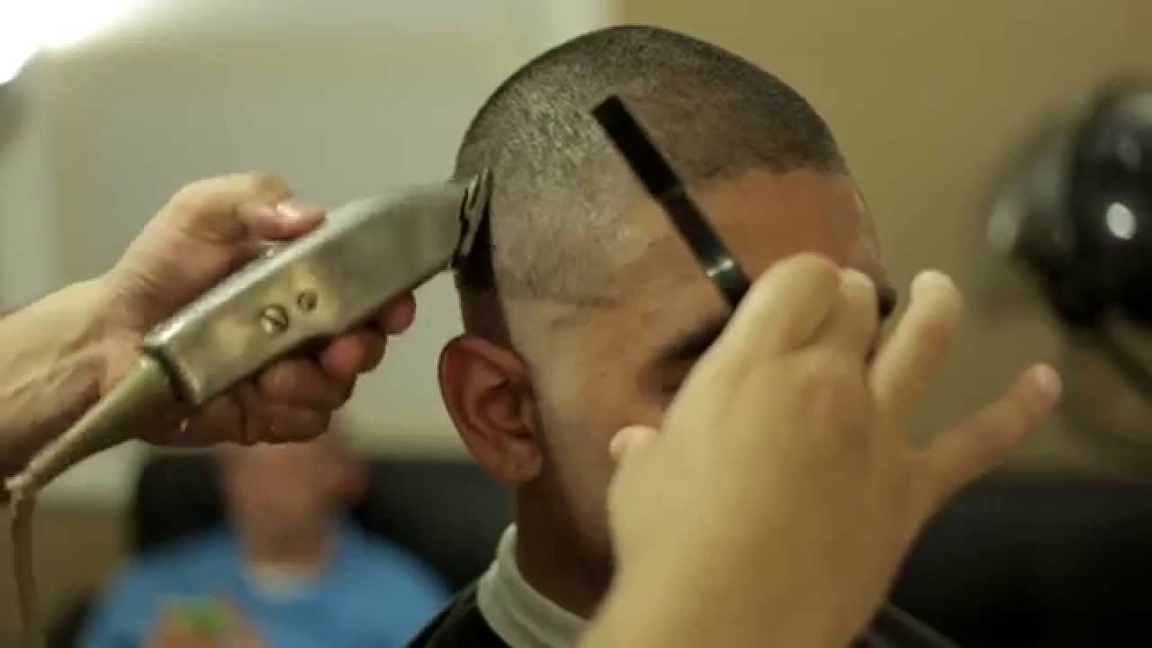 Skin fade with a 1 on top.Part 1