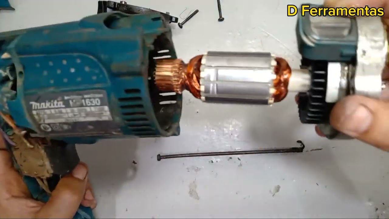 FURADEIRA MAKITA HP1630 ( NÃO FURA).