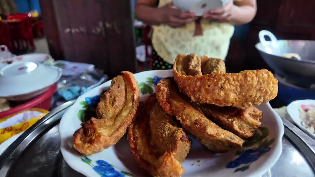 Myeik မြို့ သွားမယ် စားမယ် (မိဘအရိပ် ထမင်းကြော်ဆိုင်) 