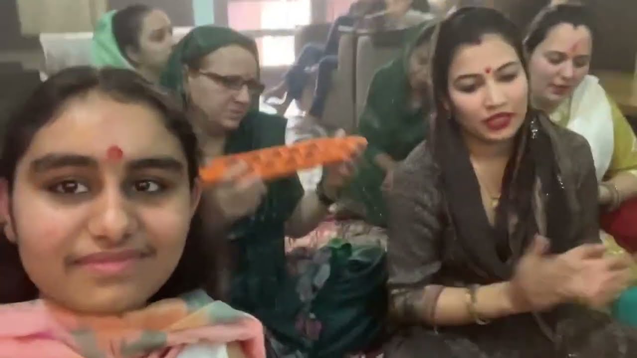 Mata Rani Kirtan at tai ji&rsquo;s house🏡 || Vihanaa chli kirtan me🙏🏻|| Jai mata ki .🙏🏻