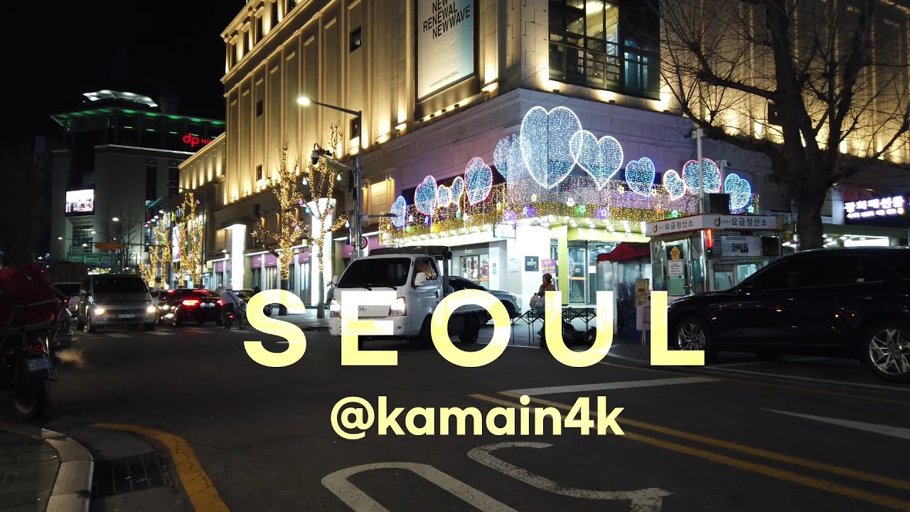 Korea / 동대문의류시장의 밤 / A night at the Dongdaemun Wholesale Clothing Market in Seoul. / 그냥 말해. 견디지 말고.