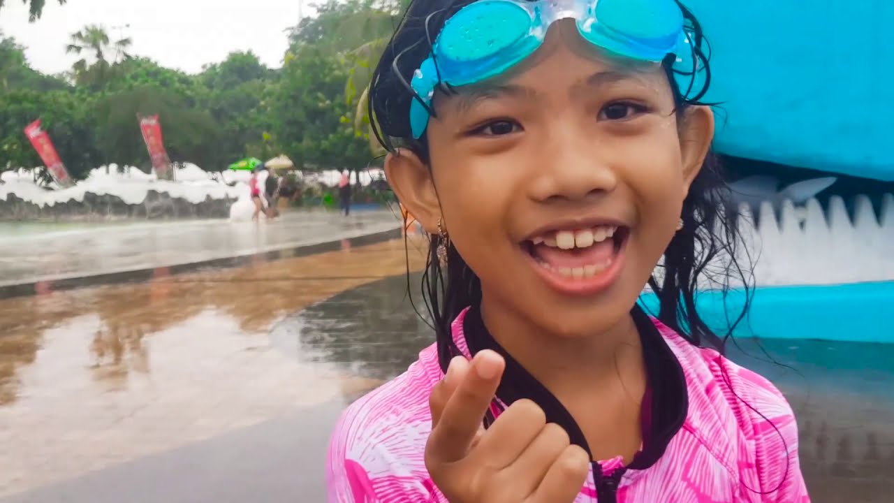 Snowbay Waterpark Taman Mini Indonesia Indah