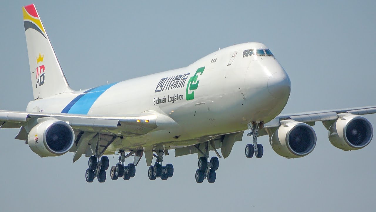 ✈️ 100 CLOSE UP TAKEOFFS & LANDINGS at LIEGE - Boeing 747, B777, A330 ... (4K)