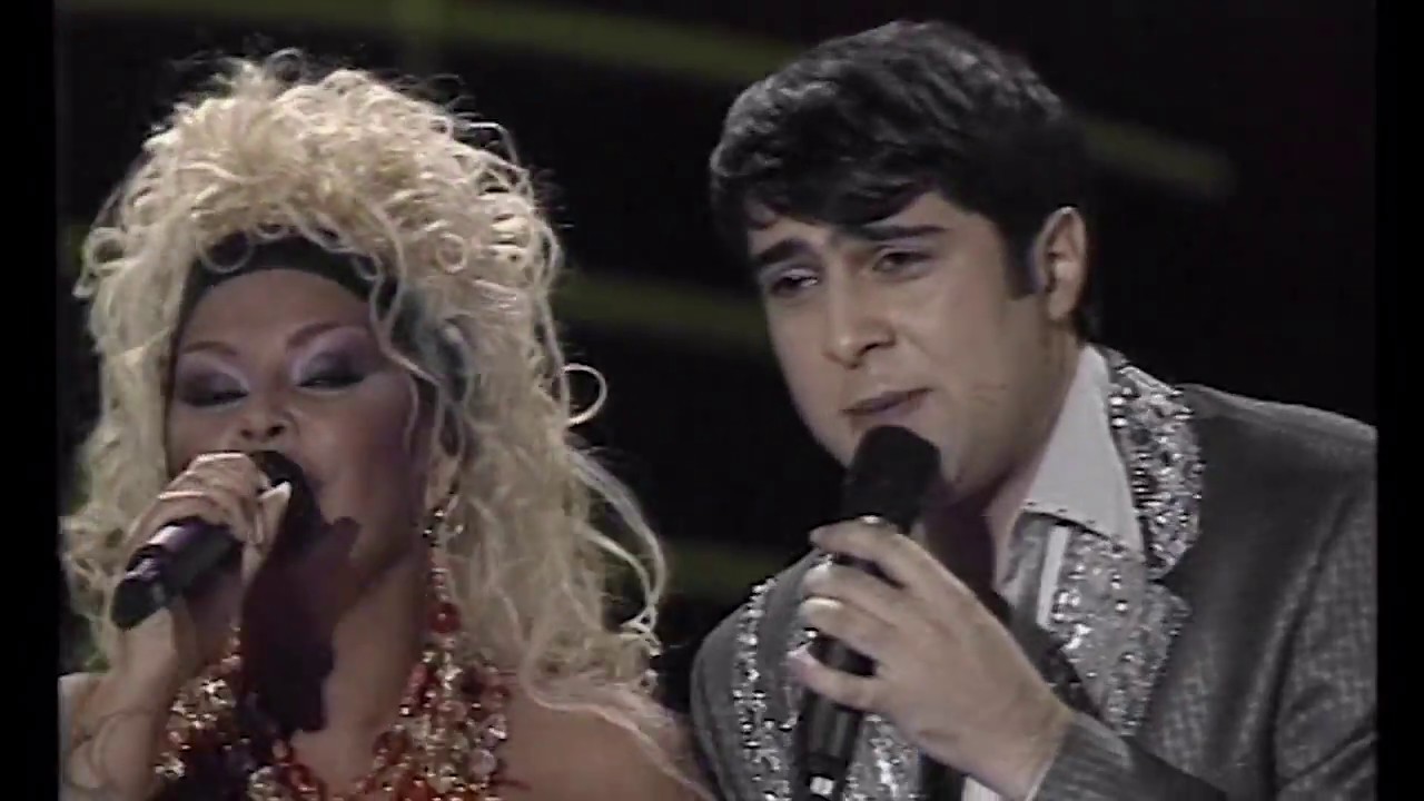 Aygün Kazımova - Mənim deyil (Kreml konserti)