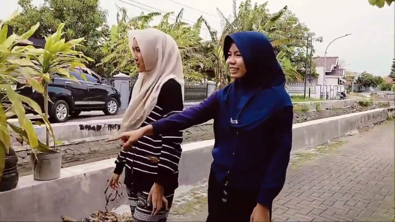 tugas bahasa Jawa kelompok 4 kelas X.2