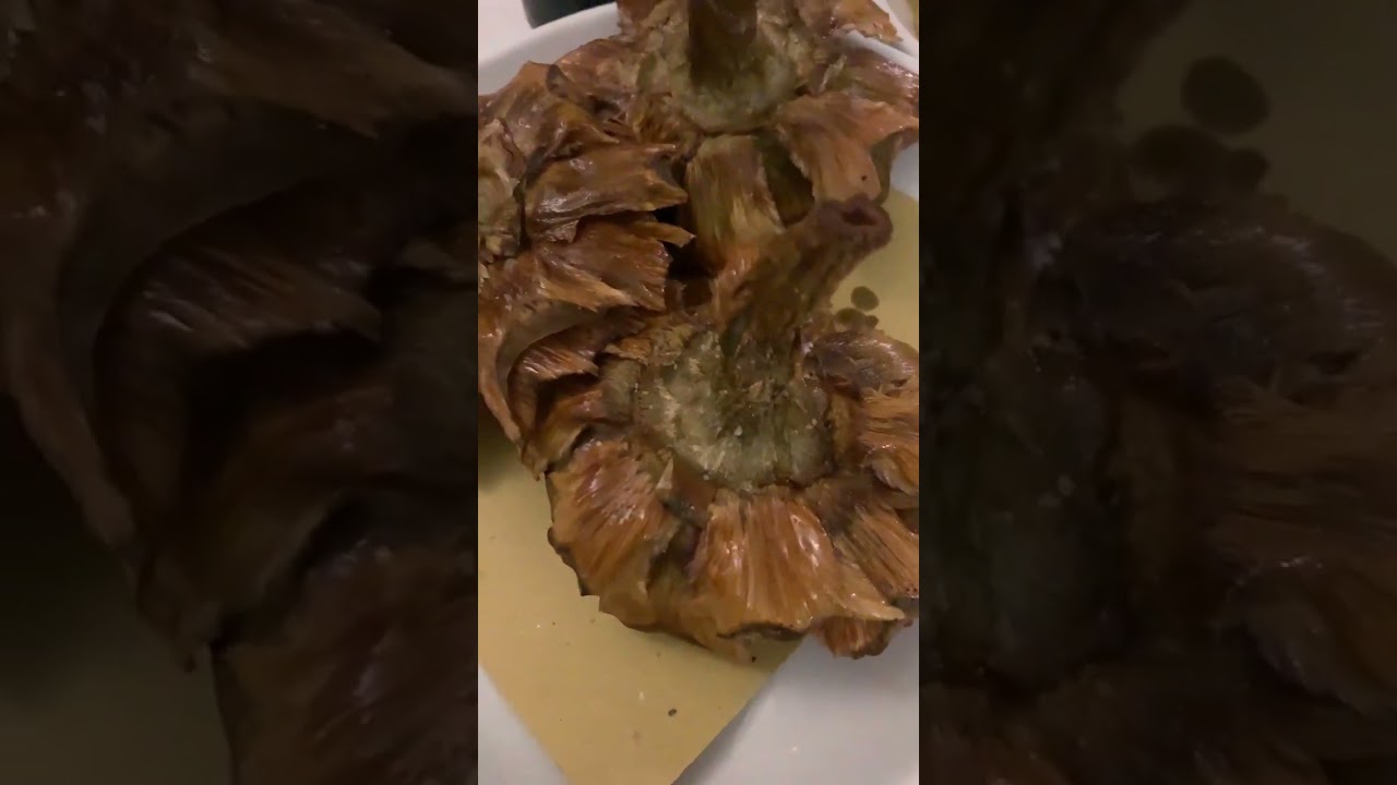 Carciofi alla Giudia ( Fritti ) Ristorante Flavio al Velavevodetto Roma Testaccio