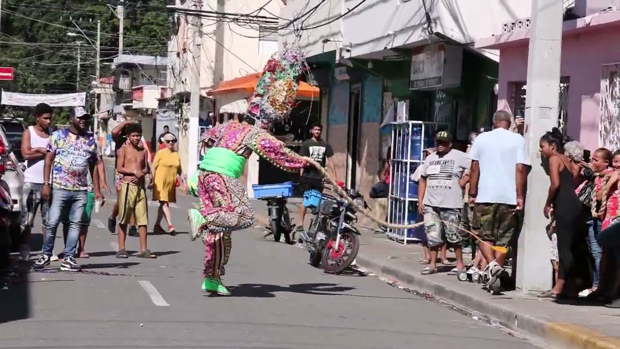 Carnaval de Santiago 2023 - Los Reyes de Pueblo Nuevo (Salida Completa)