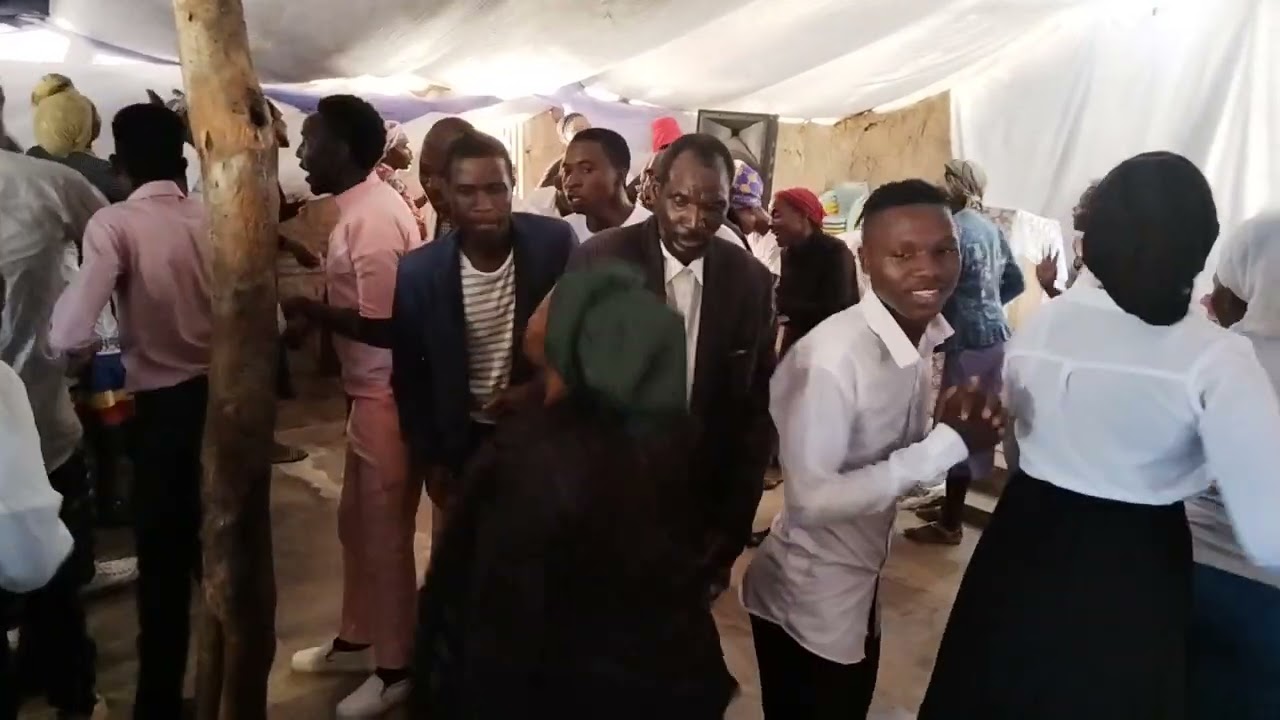 Satotwa Full Gospel Church (Youth) - Njambata Ekulusu