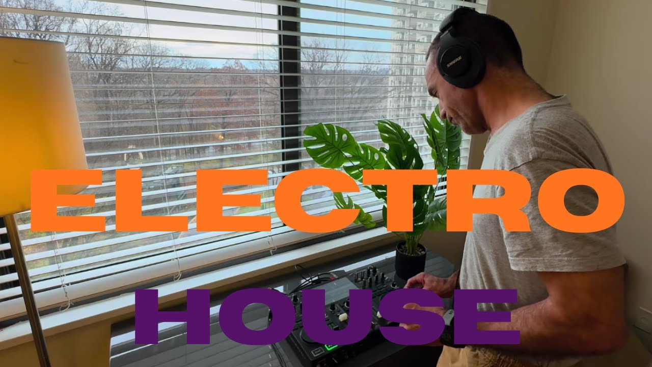 TLooP's Favorite Electro House Tracks: Hotel Room Groove Session