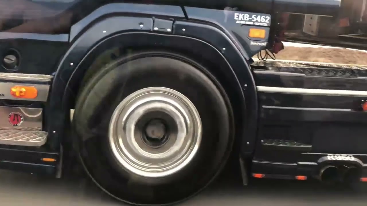 Most powerful truck ever - Scania Konstantinidis R950 V8 #scaniav8 #scania #greekstyle #greek