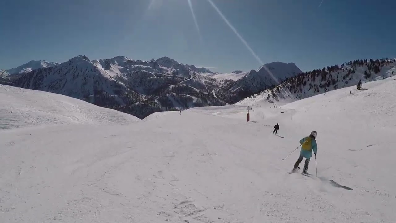 Vialattea | Skiing 2023 | Montgenévre | black piste 3 Fournéous and blue piste Pharo