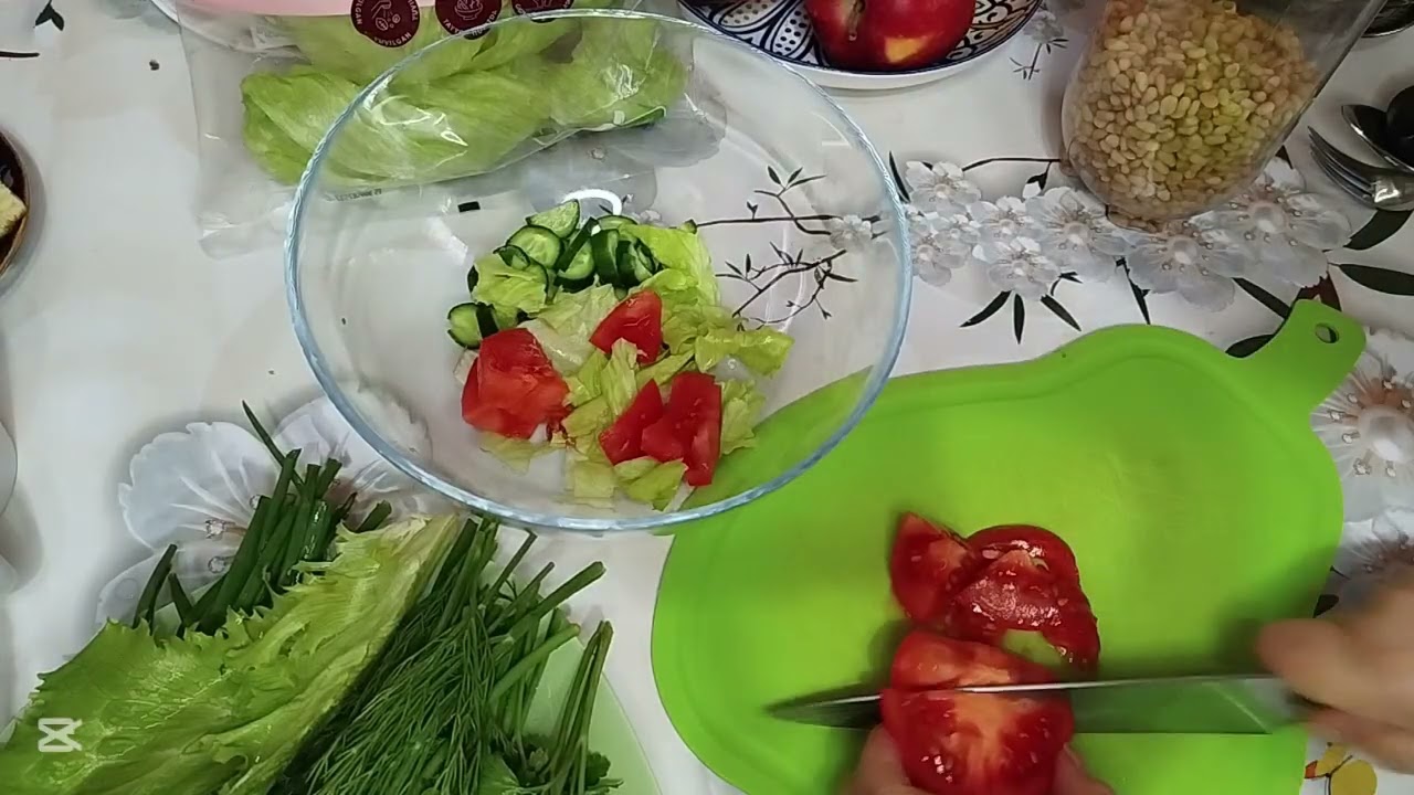 Витаминный салат с кедровыми орешками.#Диляблог# #Витаминныйсалатскедровымиорешками#.