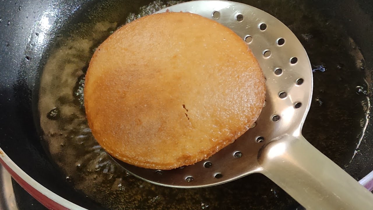 || jaggery-Coconut Puri Recipe || Delicious Puri recipe. Jaggery Pua Recipe.