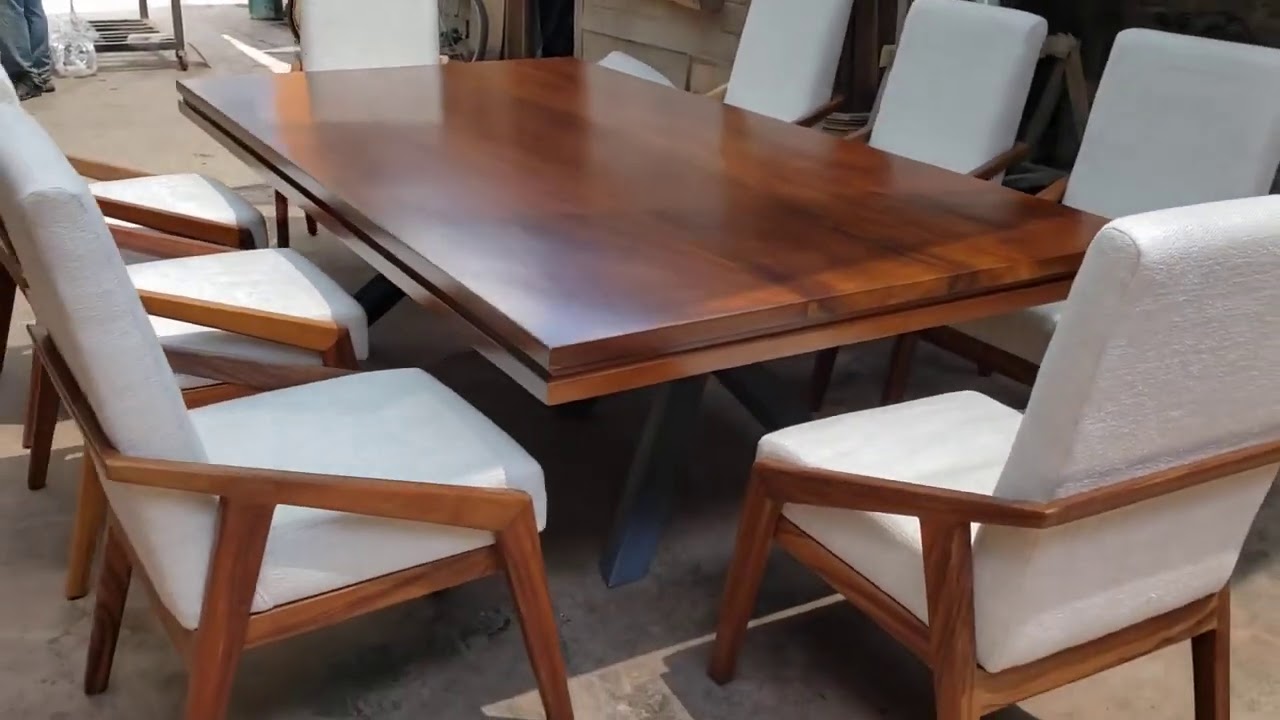 Comedor con 8 Sillas de parota