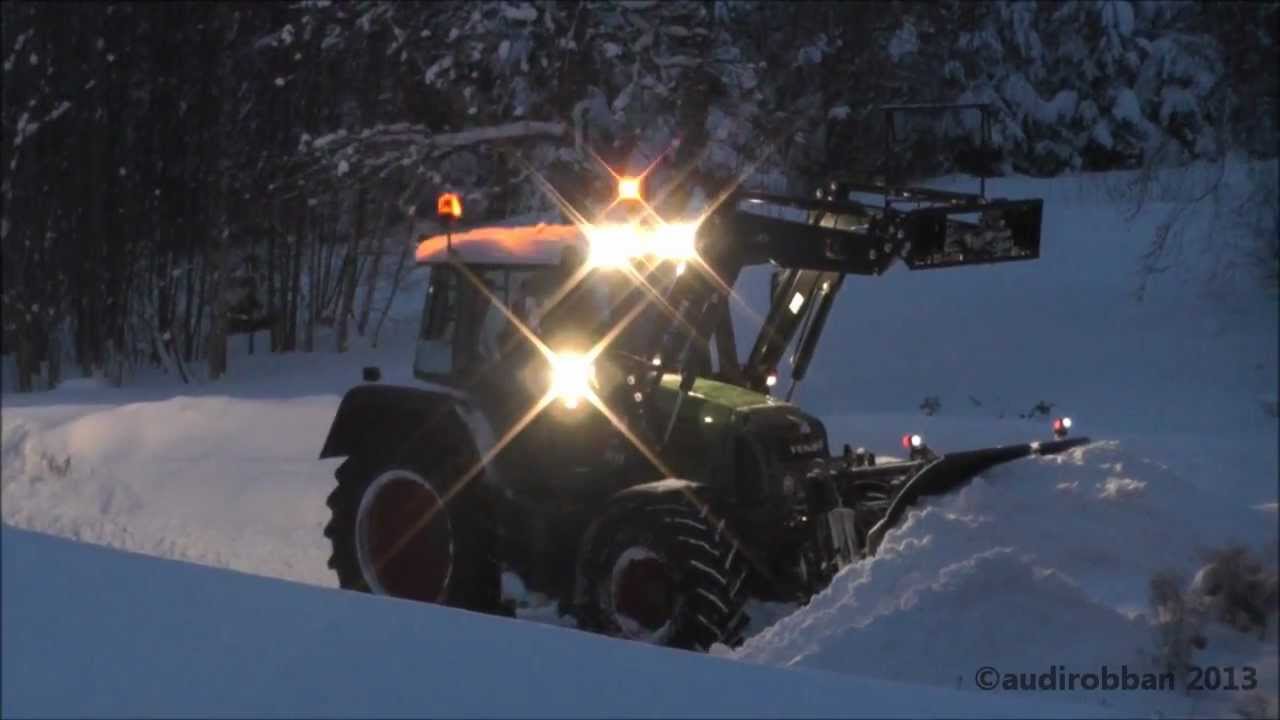Fendt 412 Vario With Holms Folding Plow