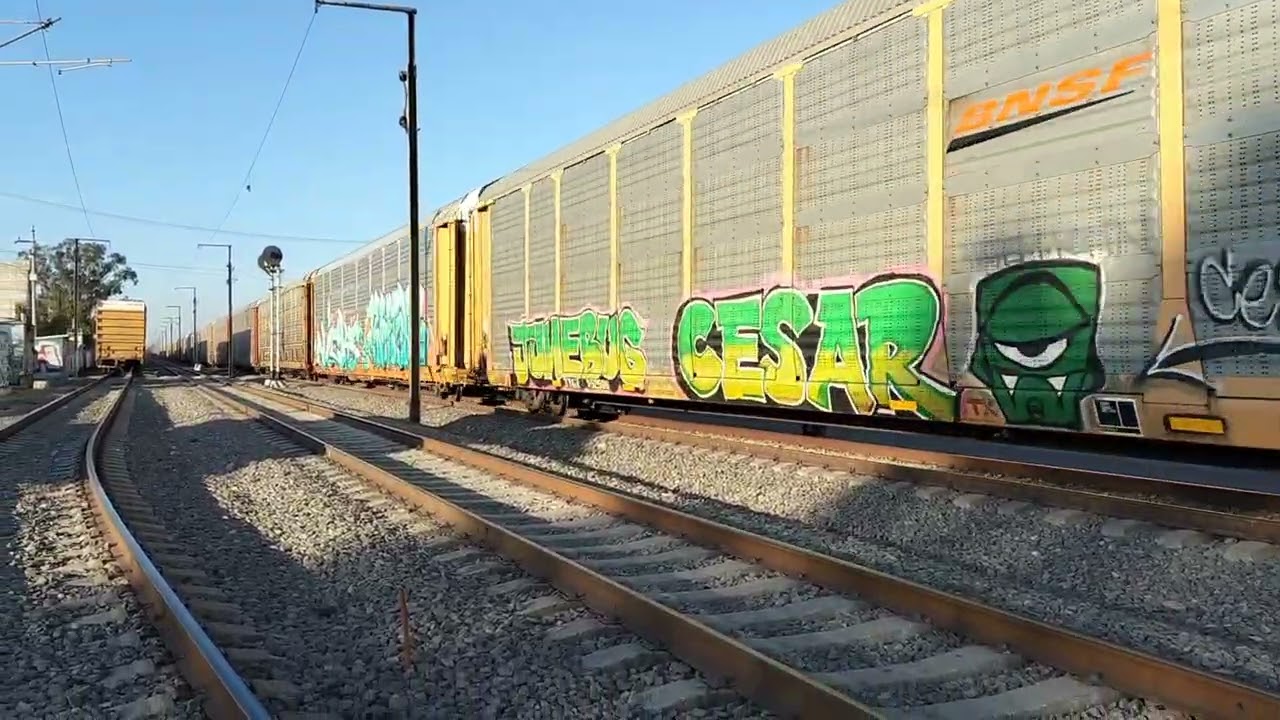Automotriz vacío al sur FXE.4807.4019 con saludo dela tripulación 👌