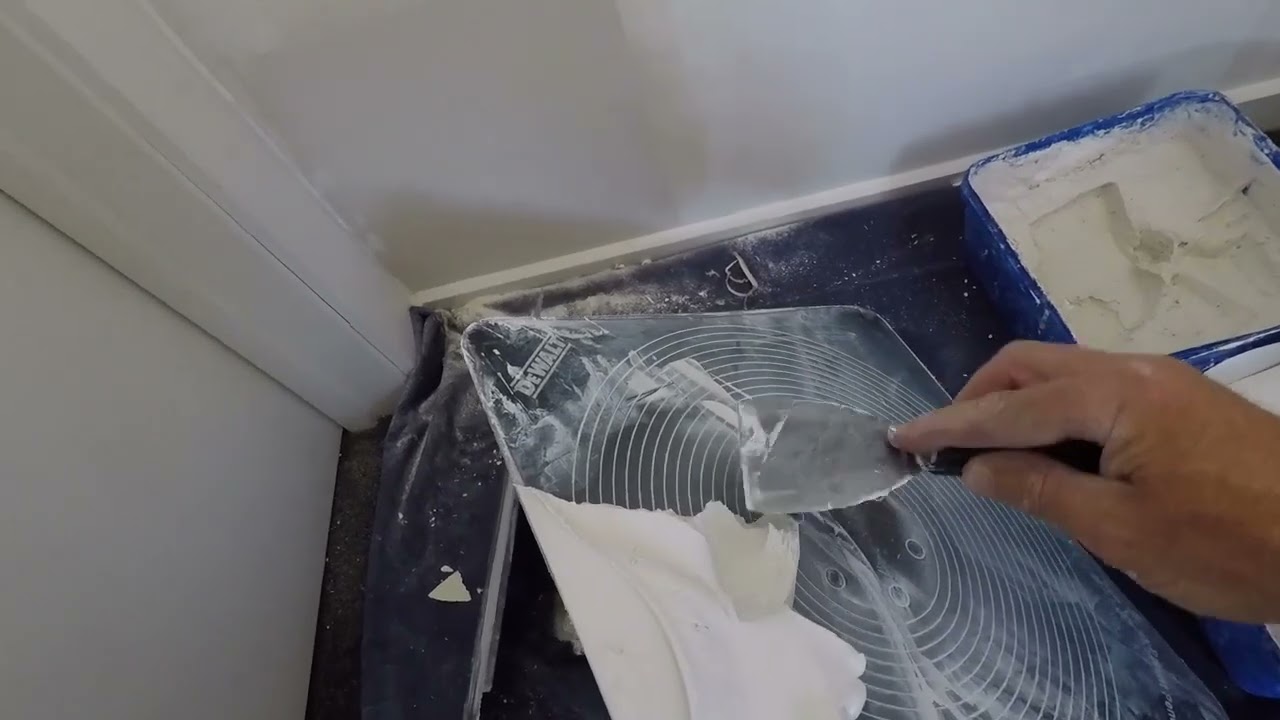 Smooth Walls Without Sanding: The Drywall Patch Trick That Actually Works