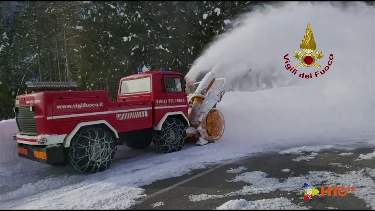 Vigili del Fuoco - Forni di Sopra (UD), Rmozione con la fresa della neve in Carnia - www.HTO.tv