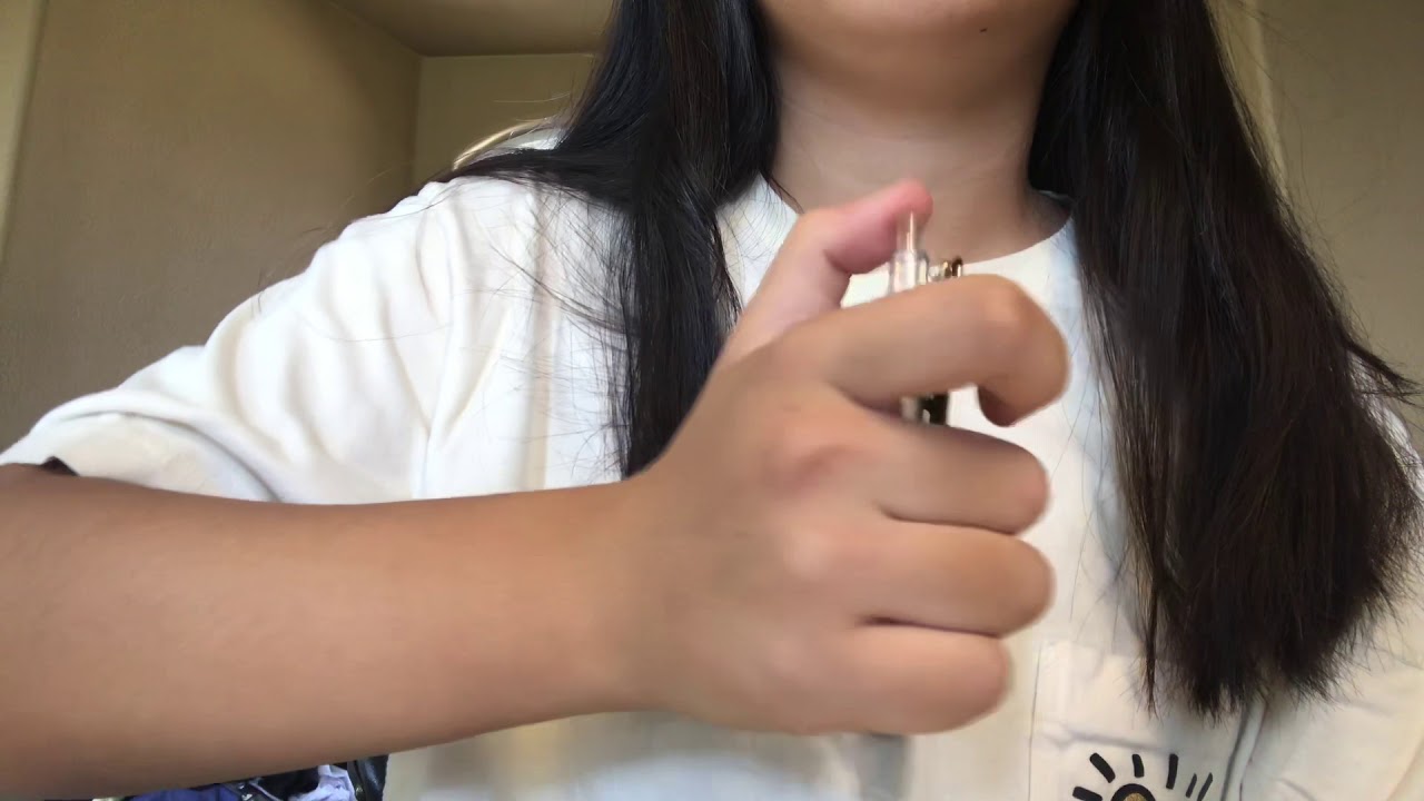 ASMR pen clicking