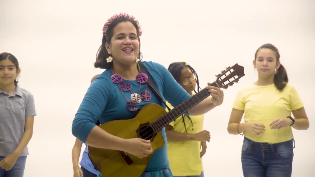 Enid Rosales. El nombre de las aves. Junto a Estrellita Caracol y el coro Allegretto.