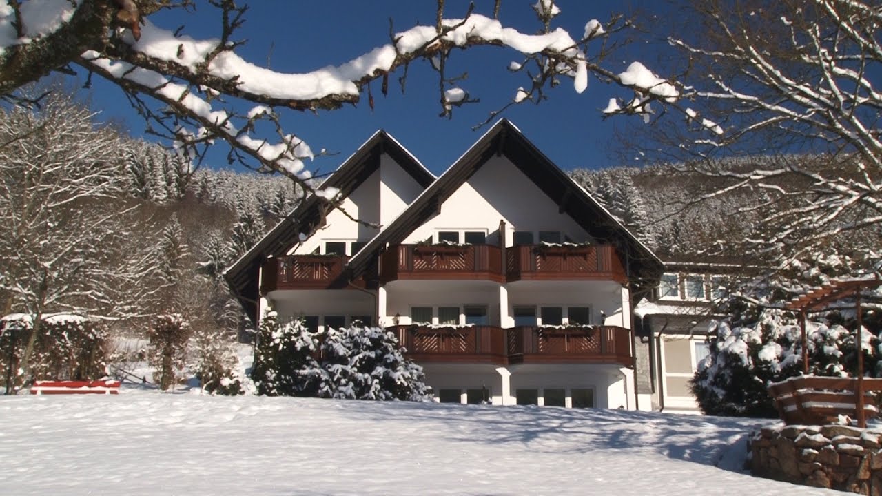 Haus Hilmeke Teil 5 - Winter bei uns