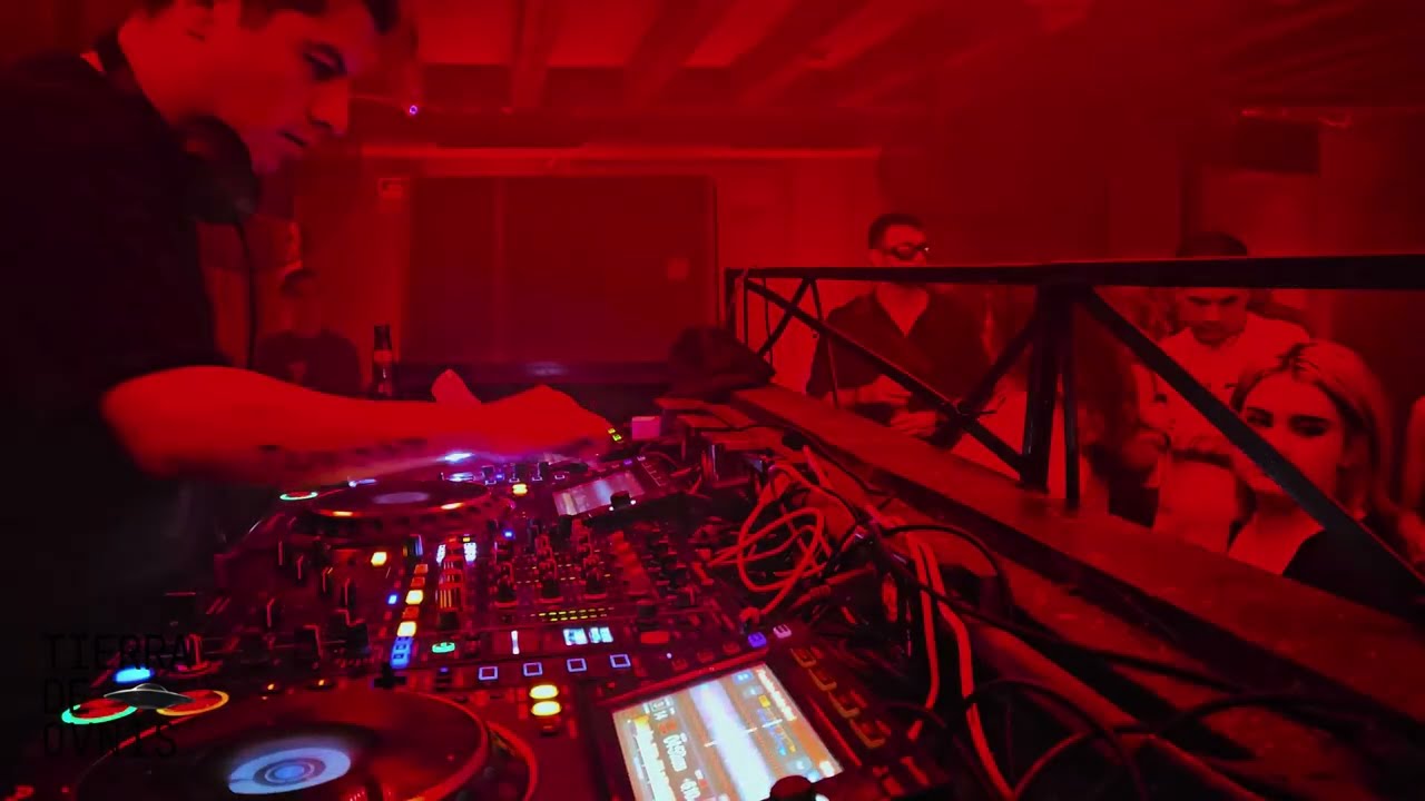 TIERRA DE OVNIS @ CASA COBRA GDL [Indie Dance & Dark Disco Set]