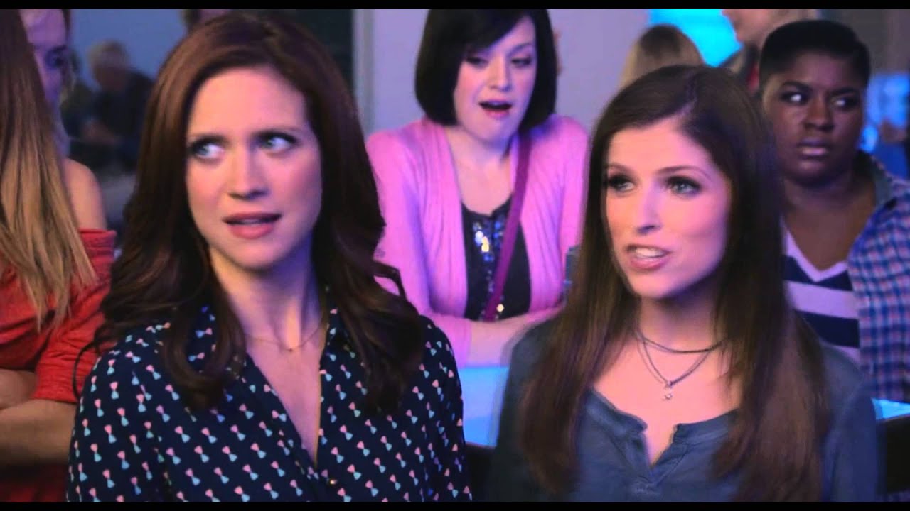 Pitch Perfect 2 Beca and Kommissar scenes