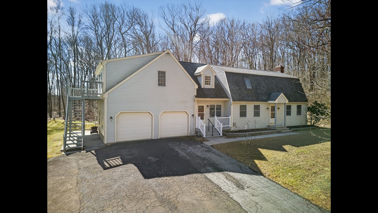 189 Crane Hollow Road Bethlehem, CT | ColdwellBankerHomes.com
