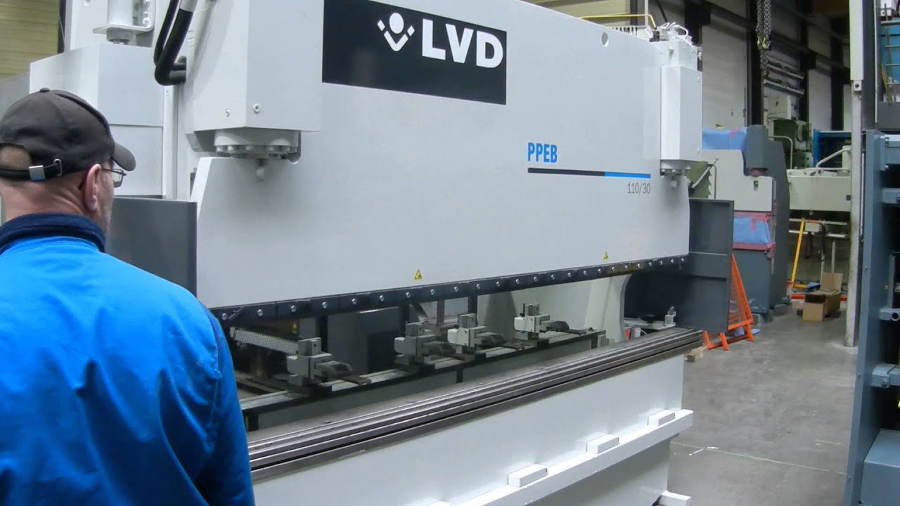 LVD PPEB 110 ton x 3050 mm (O01 7283)