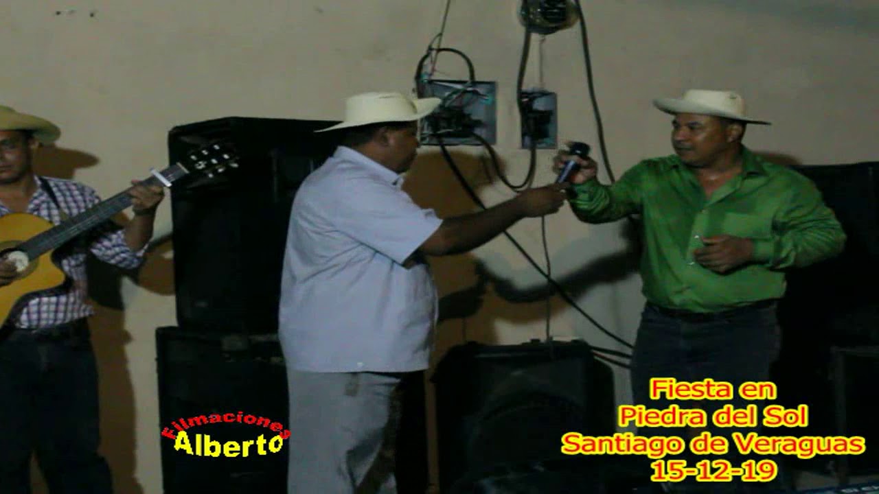 Torrente Gallina entre Ernesto Ojo y To&ntilde;ito Vasquez