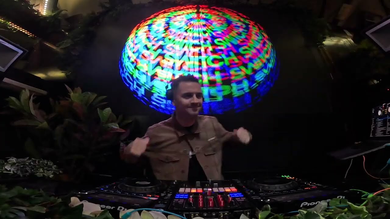 JON BOI // SWITCH MIX