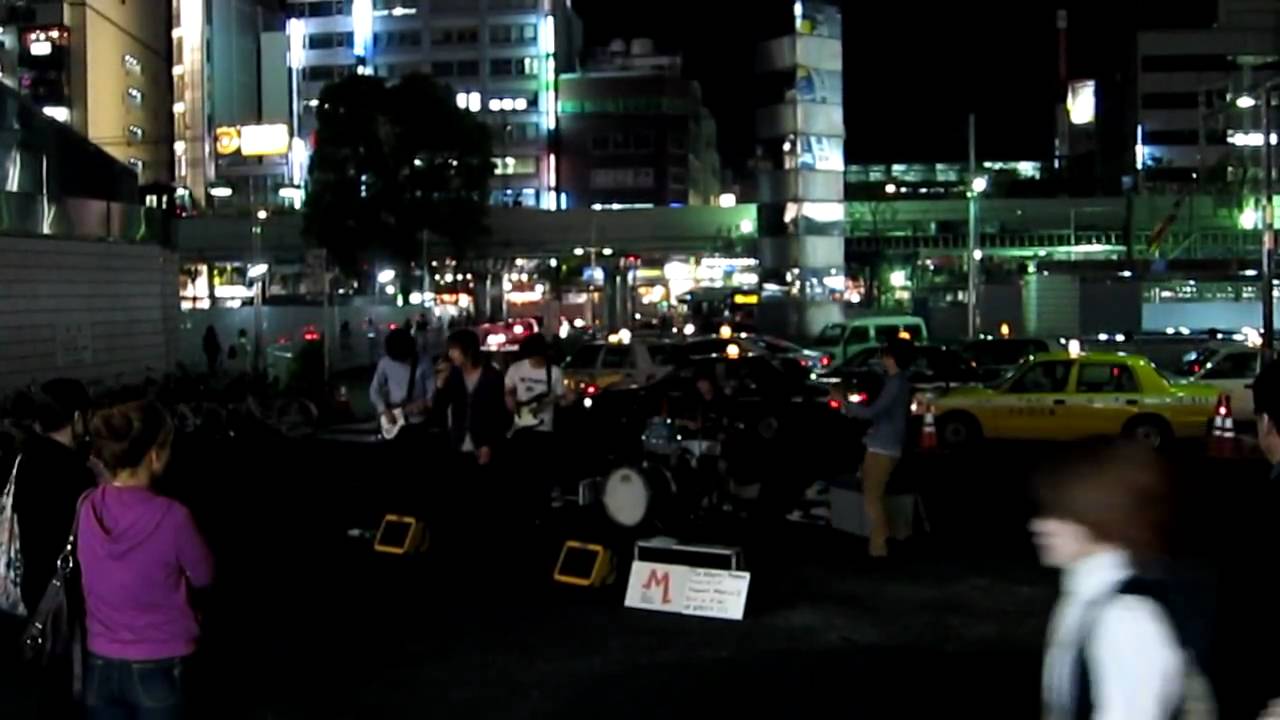 「迷子になろうぜ」The Magical Steppers.川崎路上ライヴ②.MOV