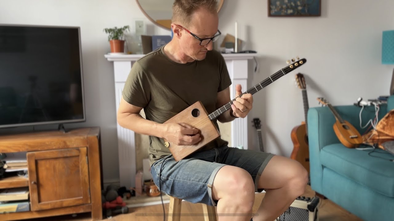 Cigar Box Stick Dulcimer in recycled Cedar&Poplar wood