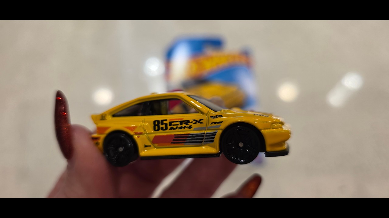 Распаковка и демонстрация модели спортивного автомобиля Hot Wheels Honda CR-X 1985 года!