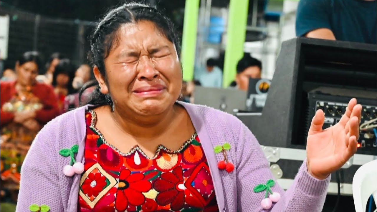 🎬🔴 Maria de Ailon 🎙🎷😭🎹 Un Momentos en Adoración a Dios fuego 🔥 cayó sobre su Pueblo