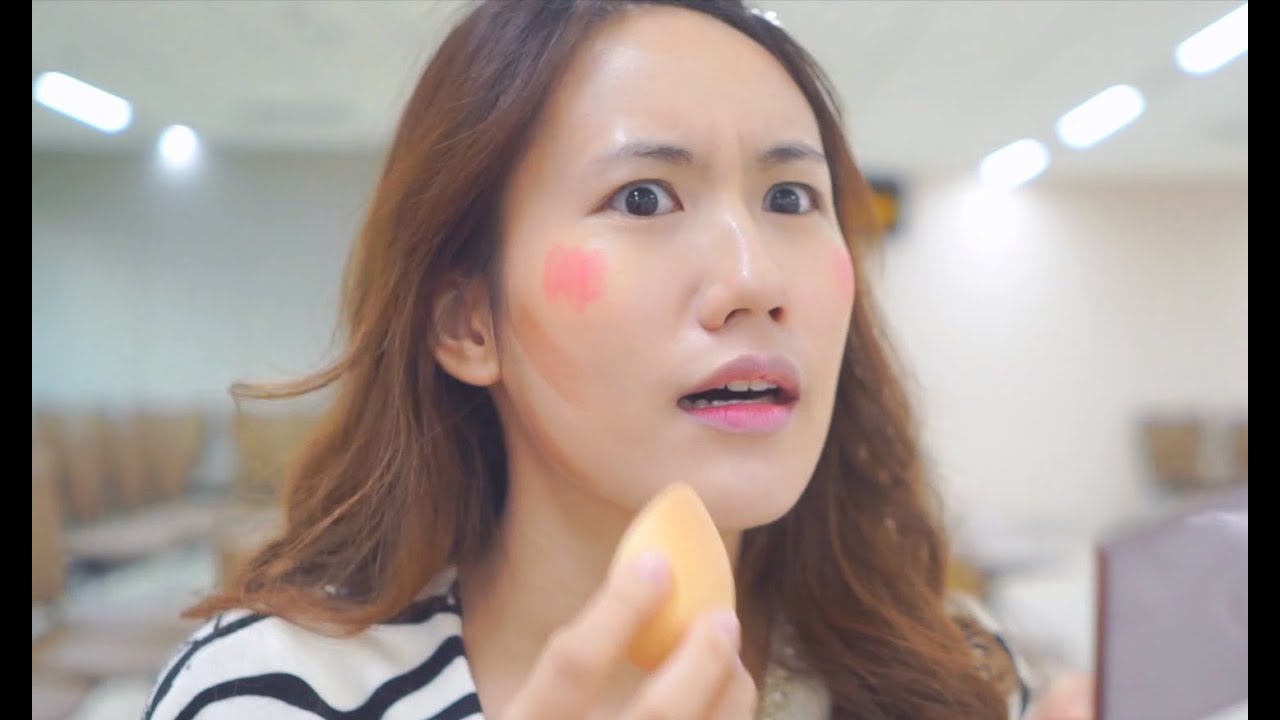 MayyR แต่งหน้าที่สนามบิน ! ! !