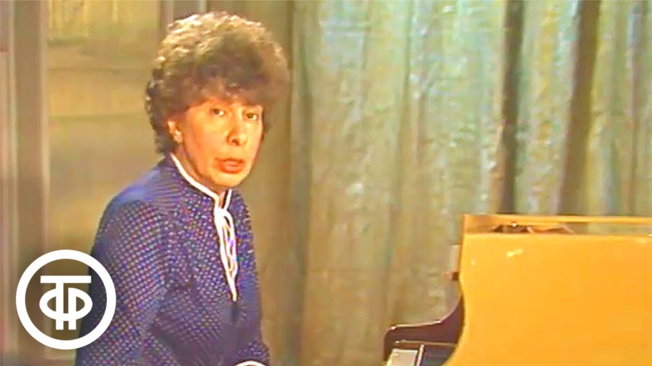 Открытый рояль. Петр Чайковский. 