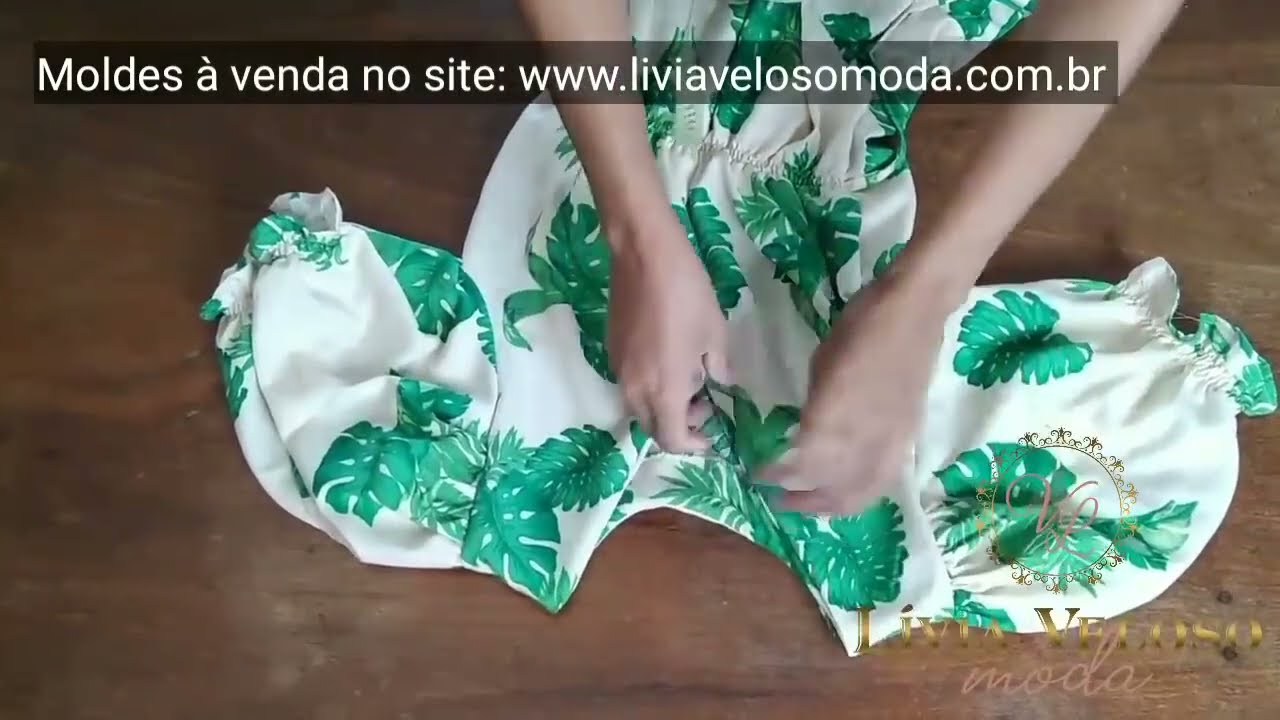 Vestido acinturado com manga e lastex. Molde no site. DIY