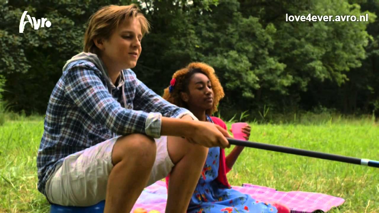 IzzyLove: Kun je vrienden zijn met je ex? | Love4ever 2013