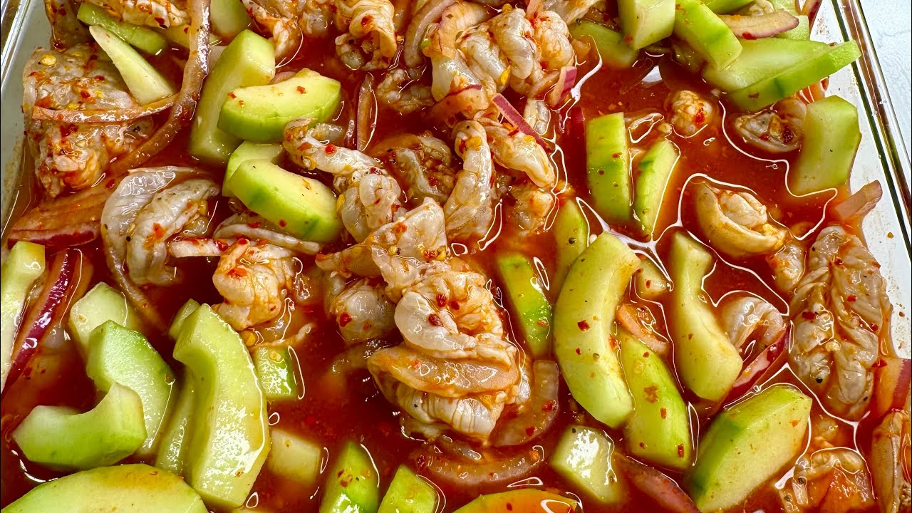 Aguachiles rojos / Cocinando A la Periqué