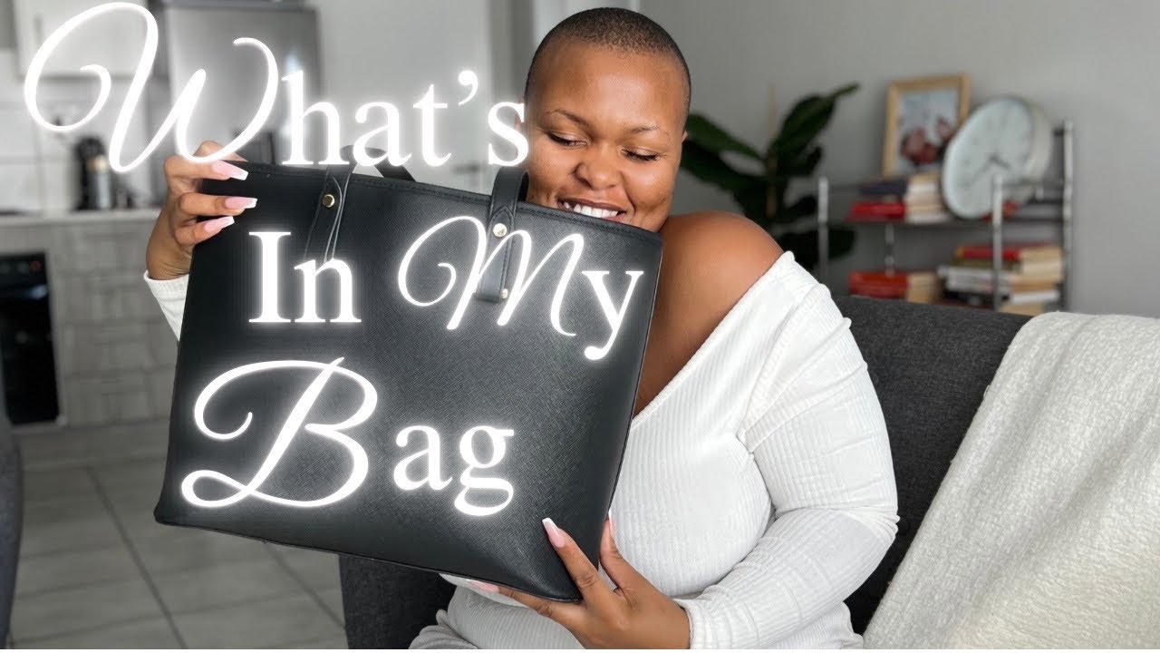 Whats in my bag | 🔌 | South African YouTuber