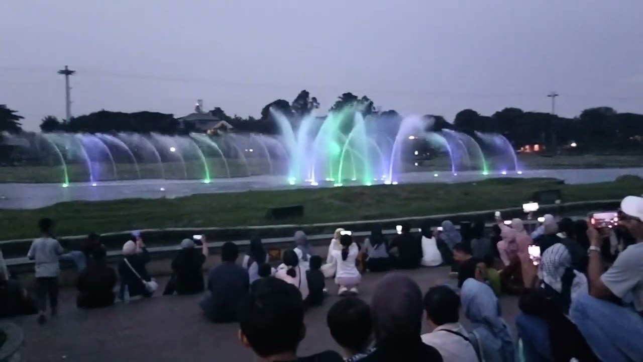 Atraksi Air Mancur & Drone at Taman Mini Indonesia Indah Part 1