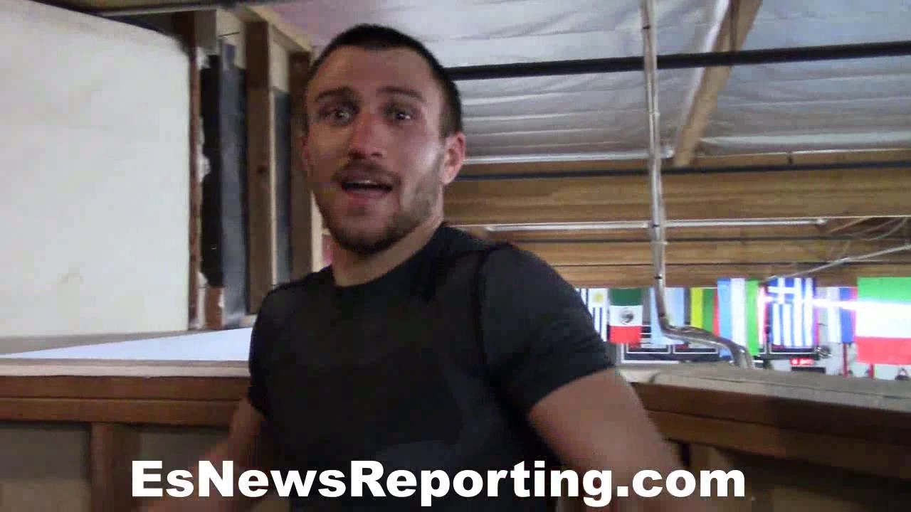 Vasyl Lomachenko is down to sparr McGregor - EsNews Boxing