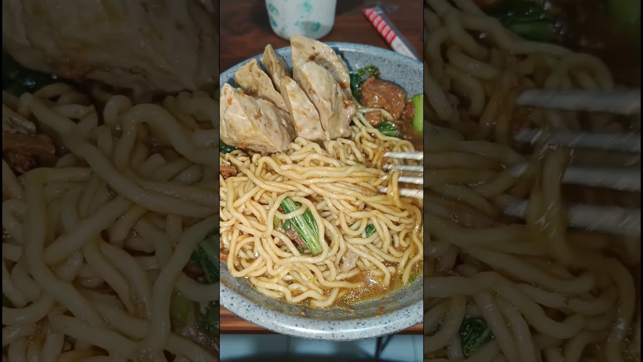 MIE AYAM BAKSO URAT #mieayam #miebakso #miebaso #baksourat #kuliner #kulineran #makanan #shortvideo