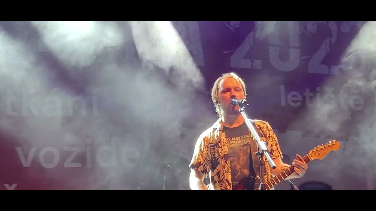 The Feet - Nad stádem koní (Buty)