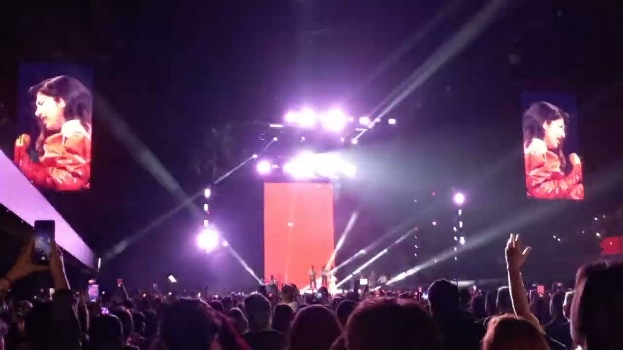 Mon laferte  Argentina 2022 Tu falta de querer 🍀✨️💕 Mi buen amor ✨️