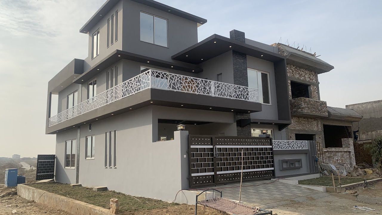 7 Marla Corner House For Sale in Multi Gardens B-17 Islamabad